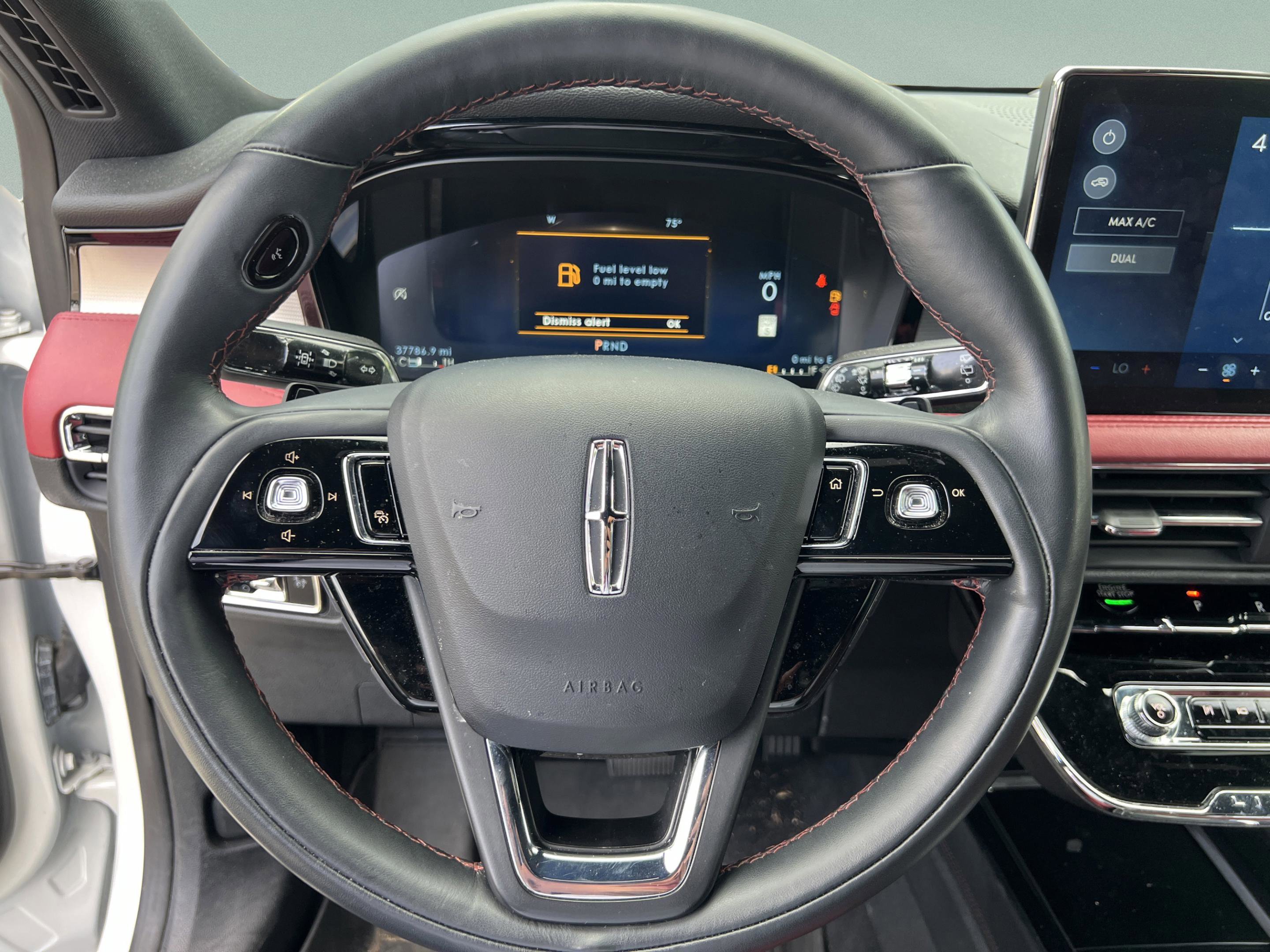 Used 2023 Lincoln Corsair Reserve w/ Equipment Group 201A FWD image 20