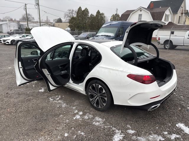 Used 2025 Mercedes-Benz E 350 4MATIC Sedan image 26