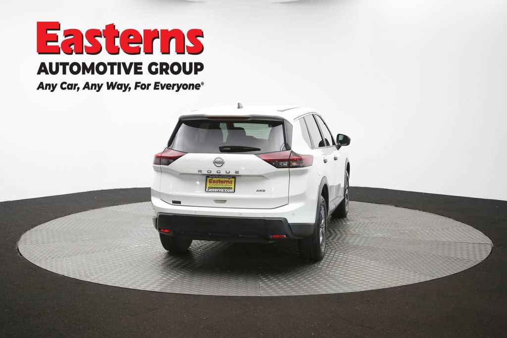 Used 2024 Nissan Rogue S AWD/4WD image 39