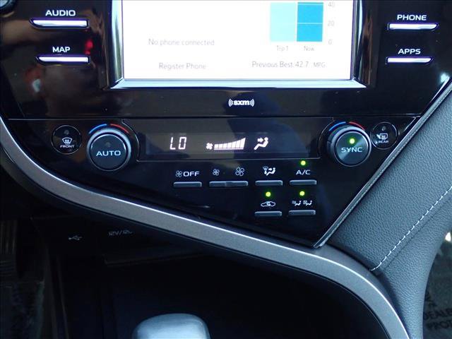 Used 2020 Toyota Camry SE FWD image 18