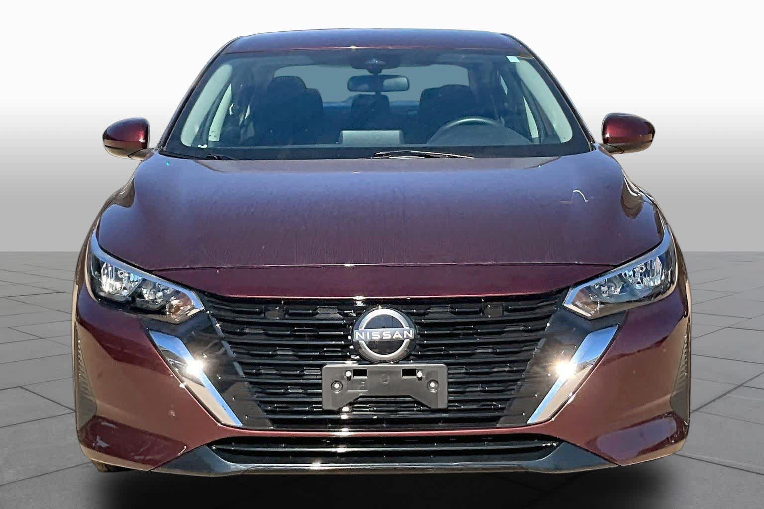 Used 2025 Nissan Sentra SV w/ All-Weather Package FWD image 3