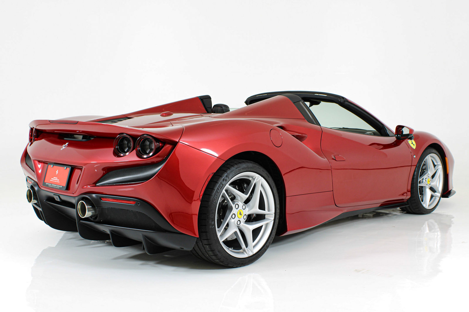 Certified 2023 Ferrari F8 Tributo RWD image 12