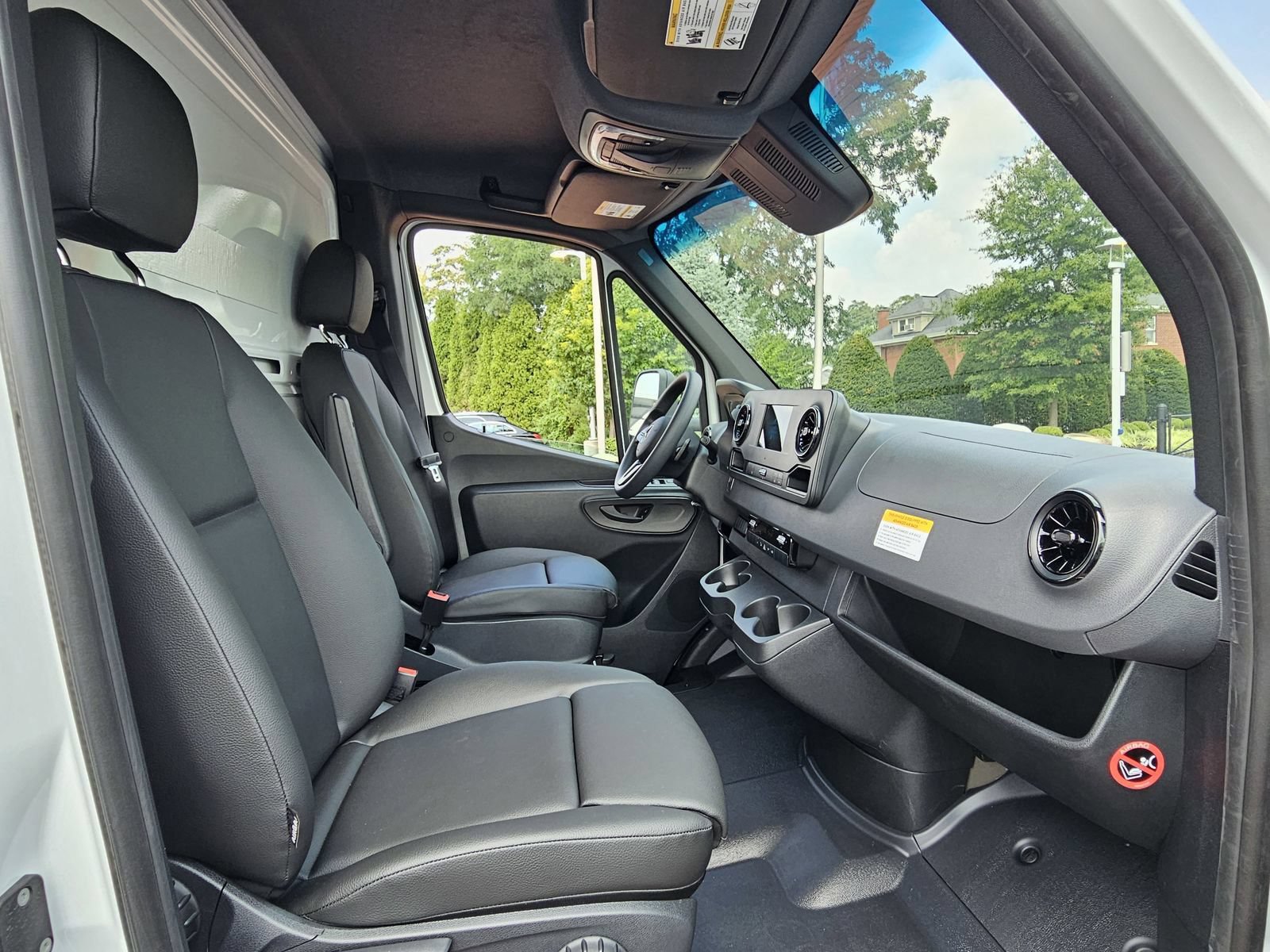 New 2024 Mercedes-Benz Sprinter 3500 image 17