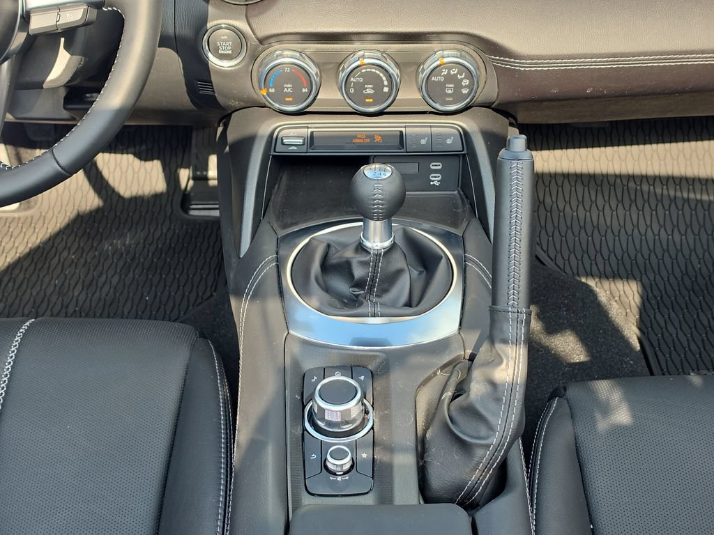 New 2026 MAZDA MX-5 Miata RF Grand Touring w/ Weather Package RWD image 21
