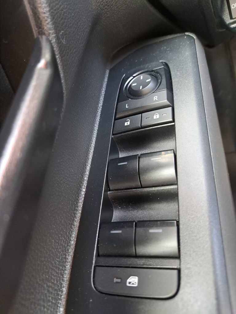 Used 2024 Toyota Tacoma SR5 image 16