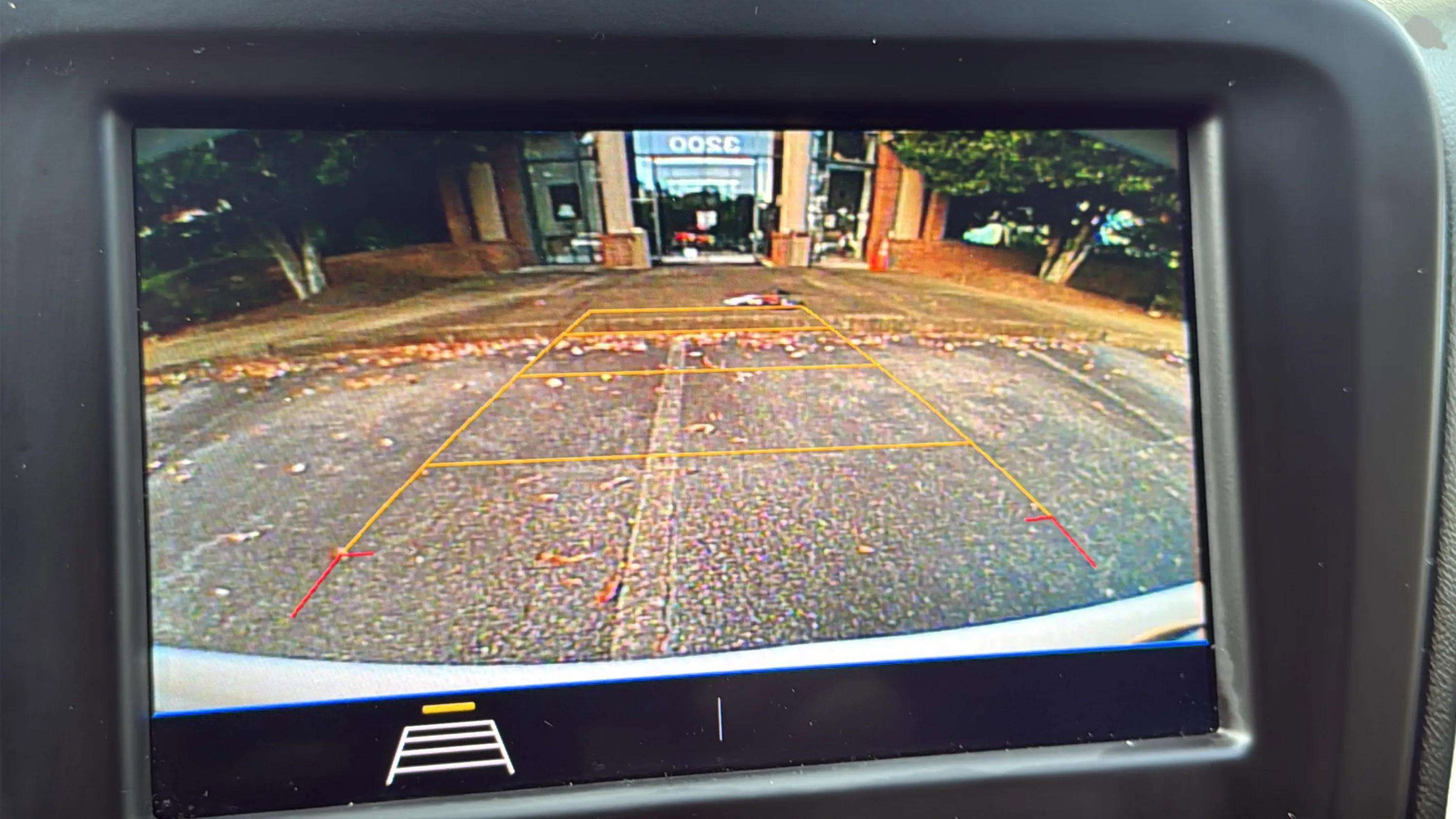 Used 2021 Chevrolet Equinox LT image 22