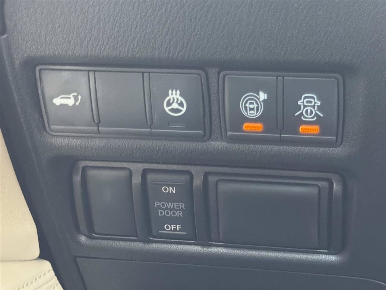 Used 2020 Nissan Armada Platinum w/ Captain's Chairs Package RWD image 30
