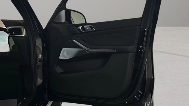 Used 2026 BMW X7 M60i image 56
