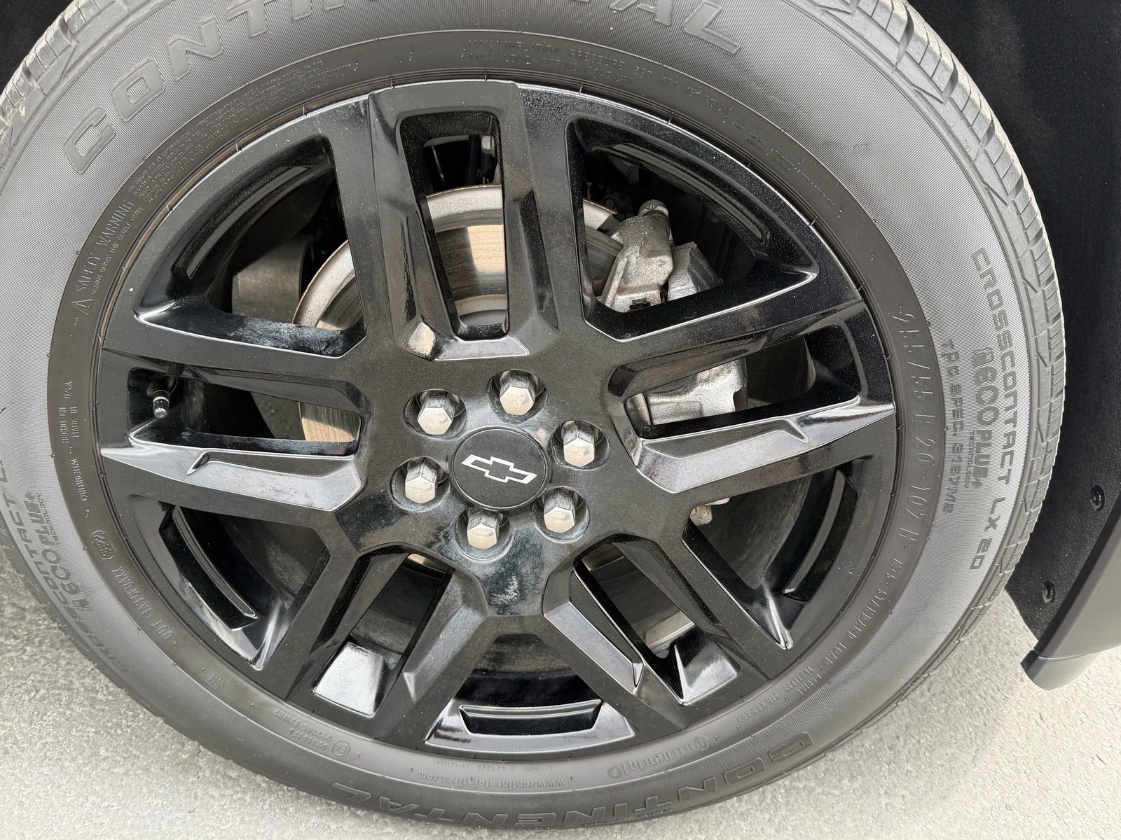 Used 2023 Chevrolet Traverse LT image 24