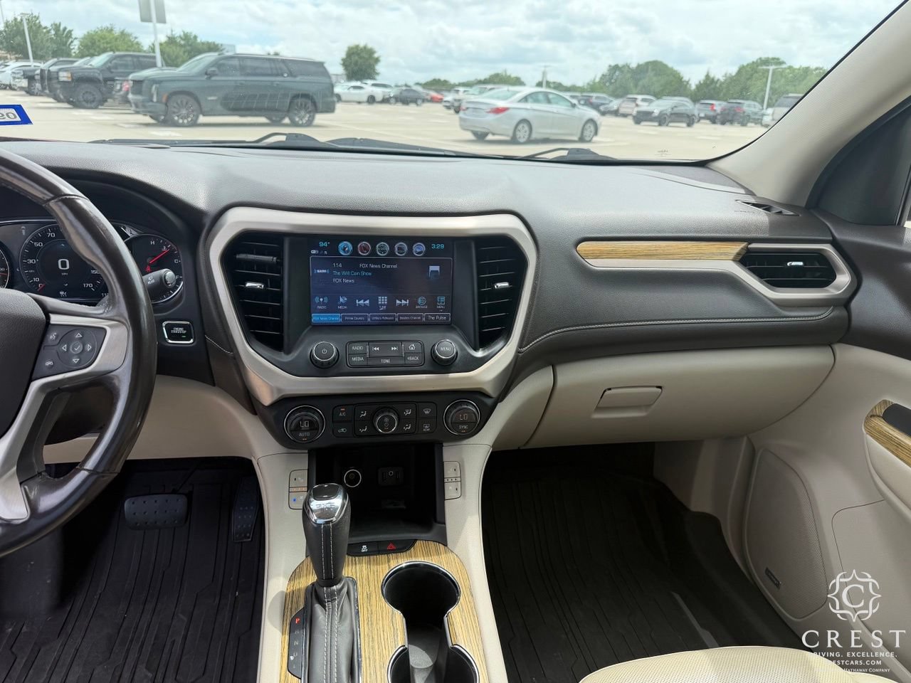 Used 2019 GMC Acadia Denali w/ Technology Package FWD image 20
