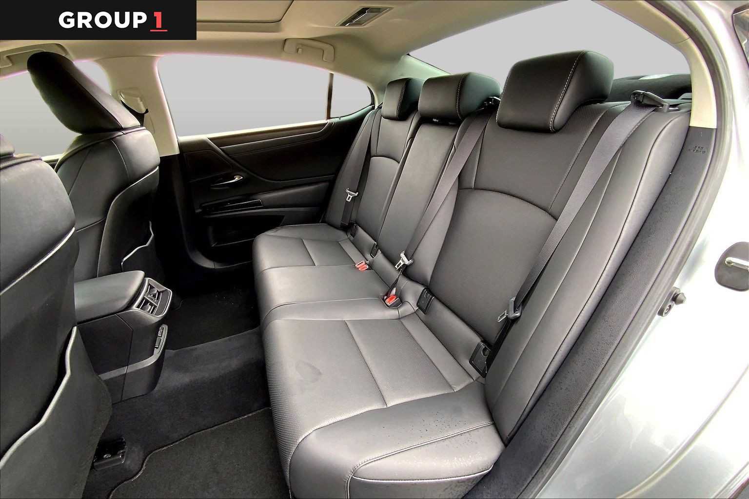 Used 2024 Lexus ES 350 w/ Premium Package FWD image 20