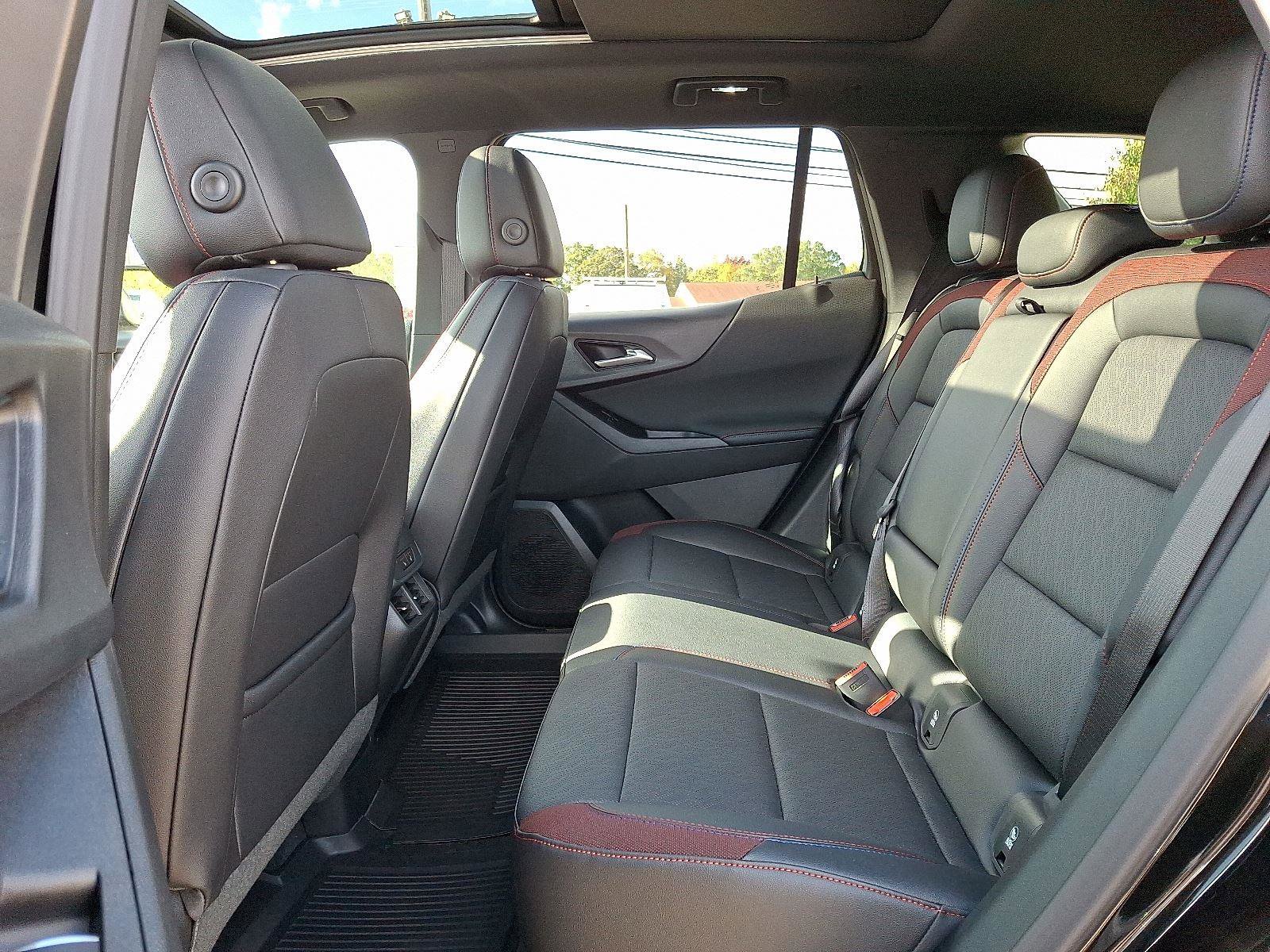 New 2026 Chevrolet Equinox RS w/ Convenience Package III image 6