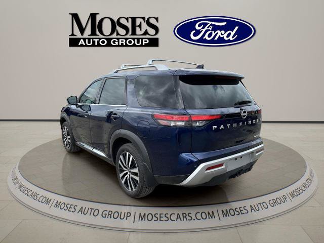 Used 2025 Nissan Pathfinder Platinum w/ Cargo Package FWD image 5