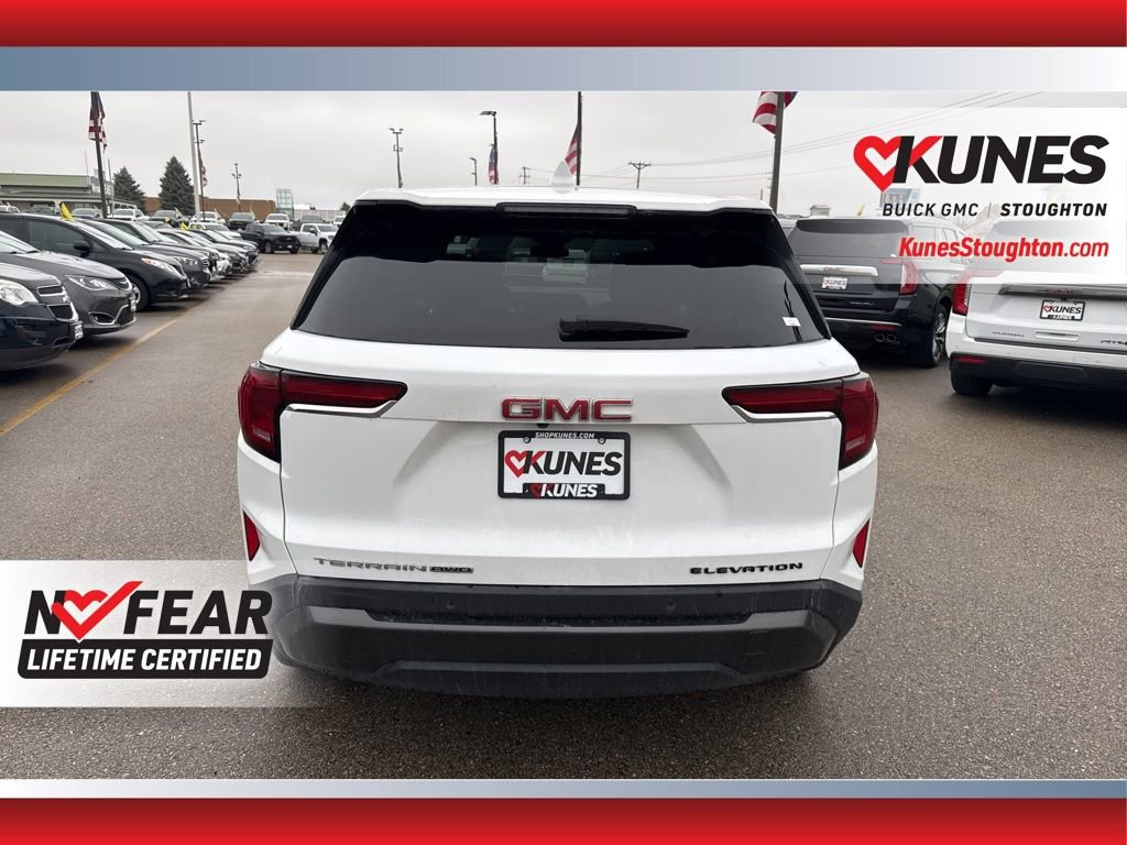 Used 2025 GMC Terrain Elevation image 10
