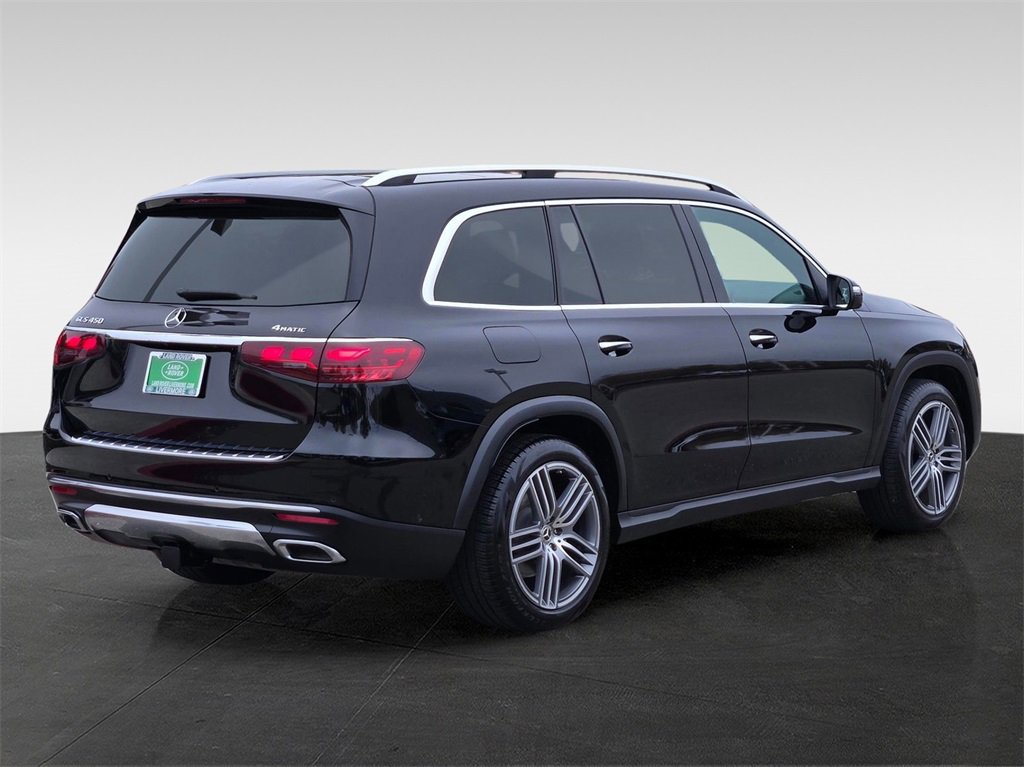 Used 2025 Mercedes-Benz GLS 450 4MATIC image 6