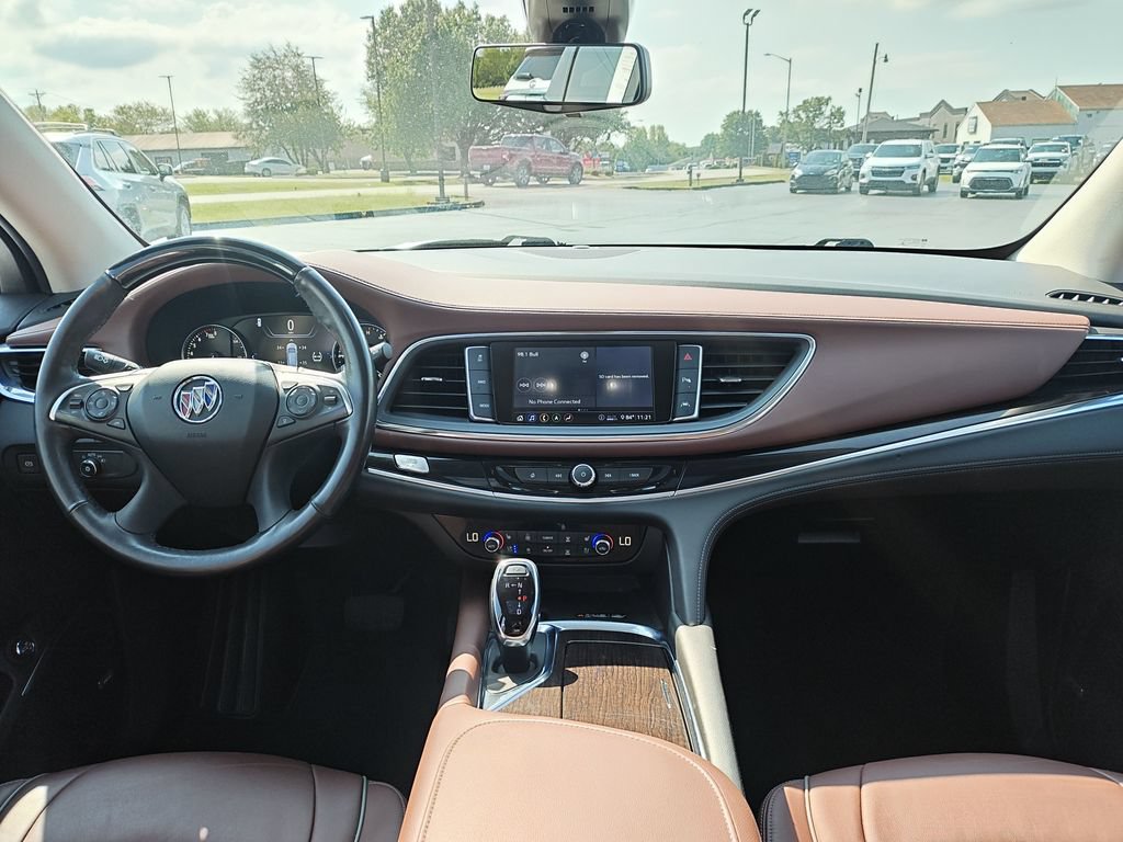 Used 2021 Buick Enclave Avenir w/ Avenir Technology Package AWD/4WD image 15