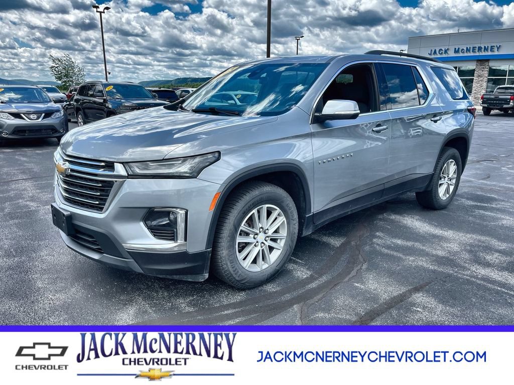 Used 2023 Chevrolet Traverse LT AWD/4WD image 1