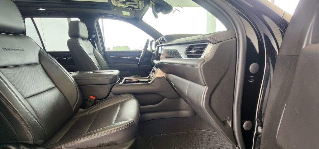 Used 2023 GMC Yukon Denali w/ Max Trailering Package RWD image 28