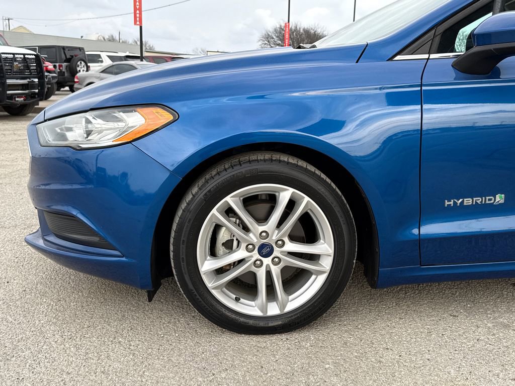 Used 2018 Ford Fusion S image 5