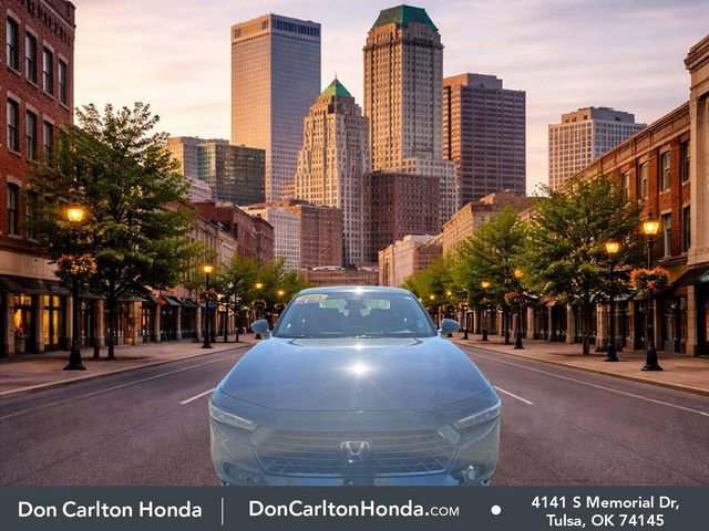 Used 2025 Honda Accord SE image 2