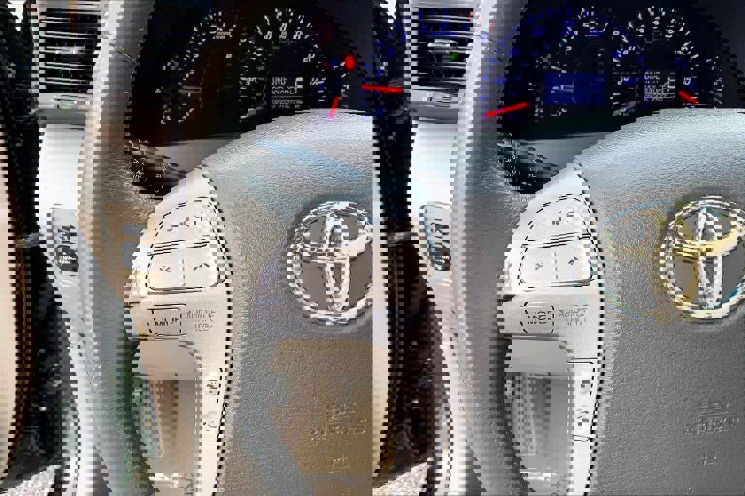 Used 2011 Toyota Camry XLE w/ XLE Extra-Value Pkg #1 FWD image 22