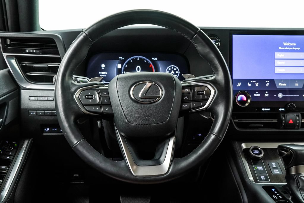 Used 2024 Lexus GX 550 w/ Accessory Package (2T) AWD/4WD image 23