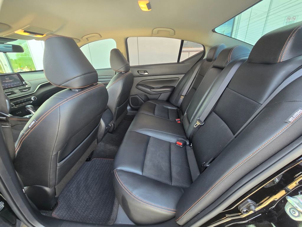 Used 2021 Nissan Altima 2.5 SR FWD image 15