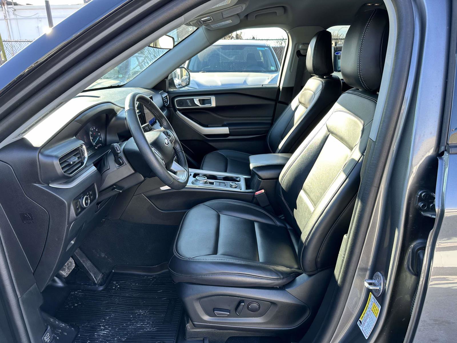 Used 2023 Ford Explorer XLT w/ Equipment Group 202A image 12