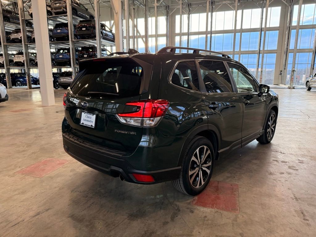 Used 2023 Subaru Forester Limited image 3