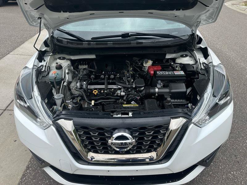 Used 2019 Nissan Kicks SR w/ SR Premium Package FWD image 26