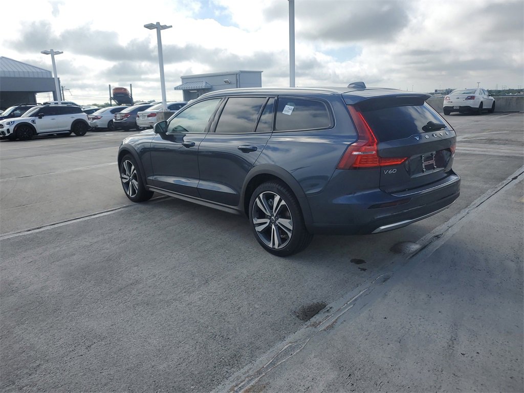 New 2026 Volvo V60 B5 Cross Country Plus w/ Protection Package Premier image 4