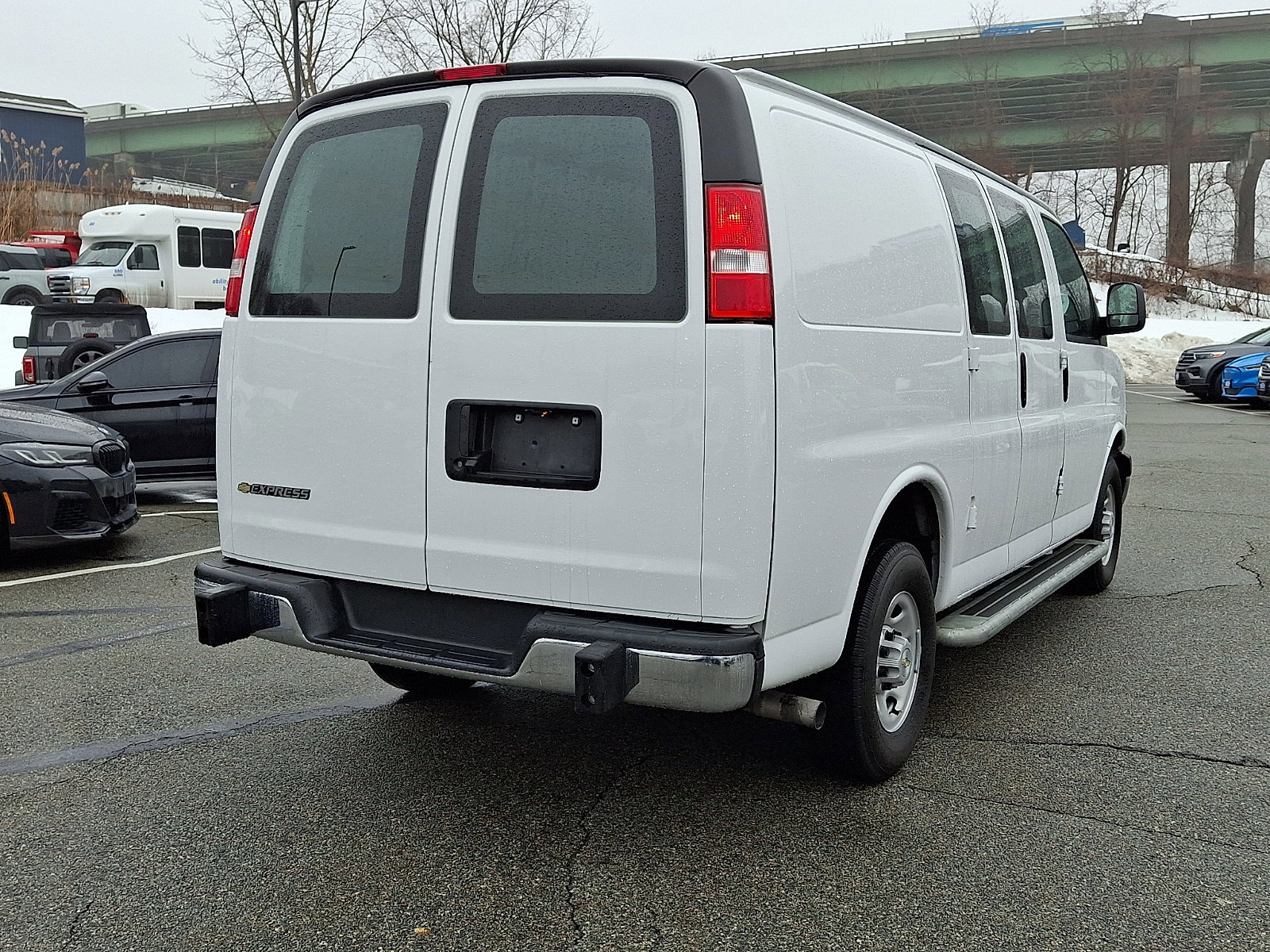 Used 2024 Chevrolet Express 2500 w/ Driver Convenience Package image 10