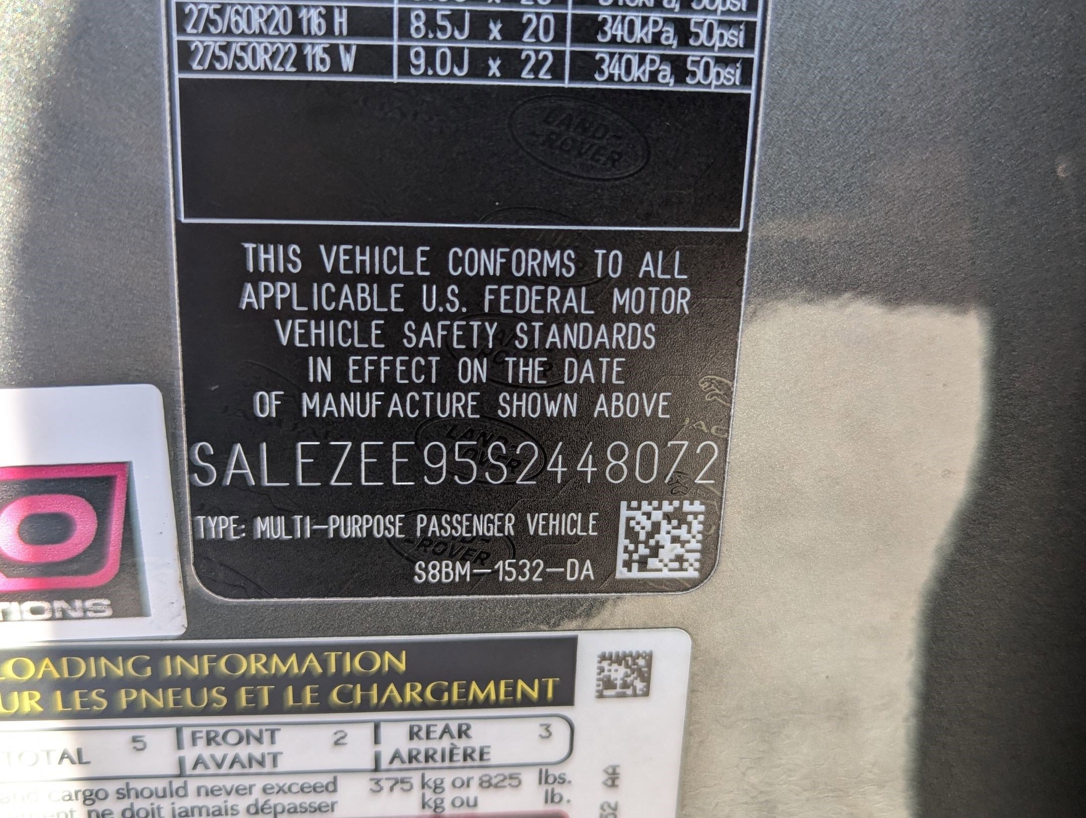 Certified 2025 Land Rover Defender 110 image 20