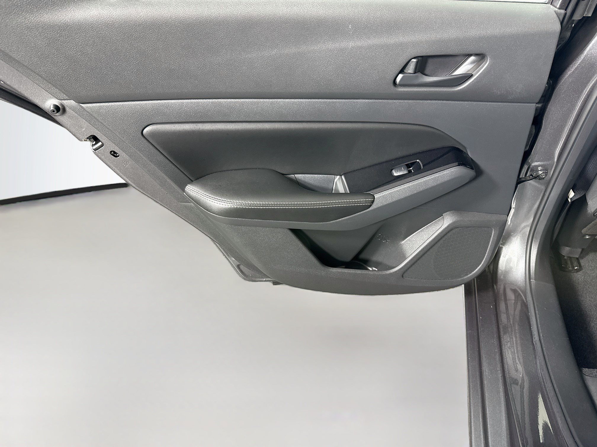 Used 2023 Nissan Altima 2.5 SV FWD image 26