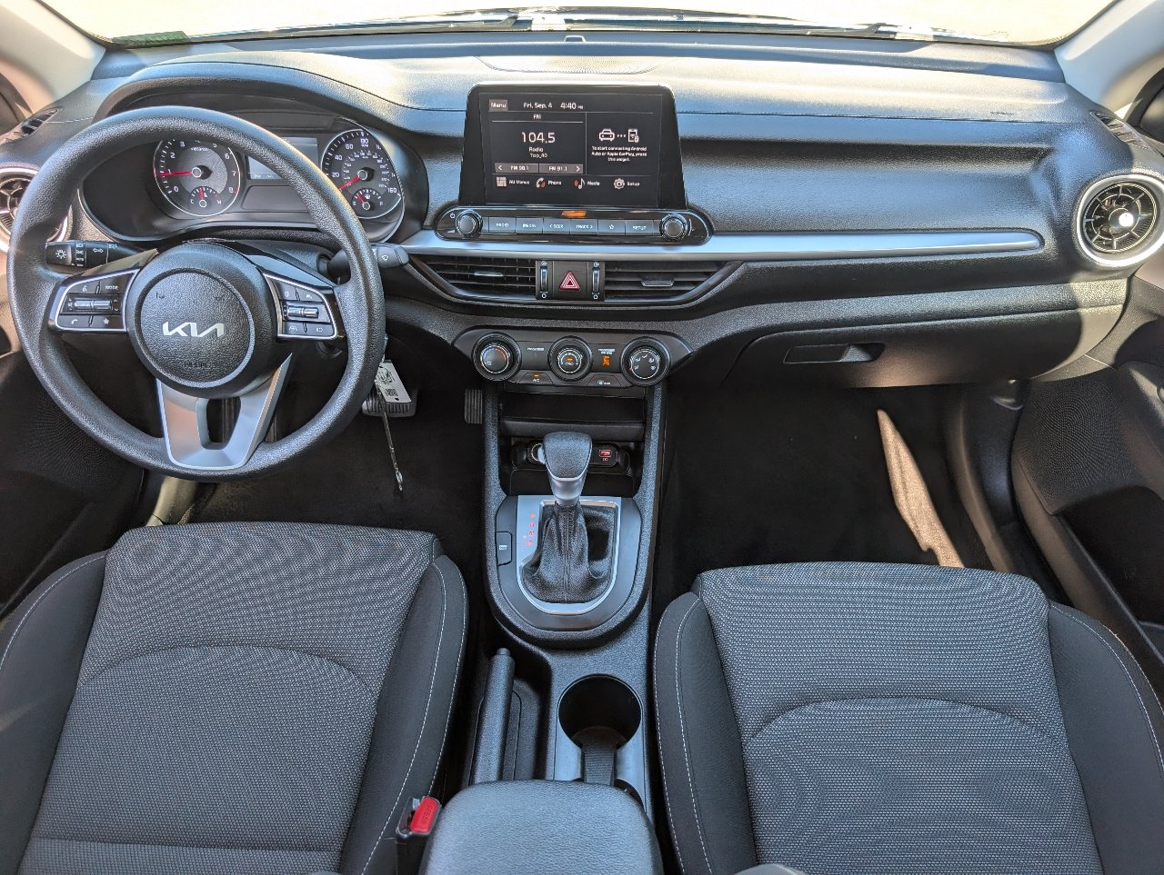 Used 2024 Kia Forte LXS FWD image 4