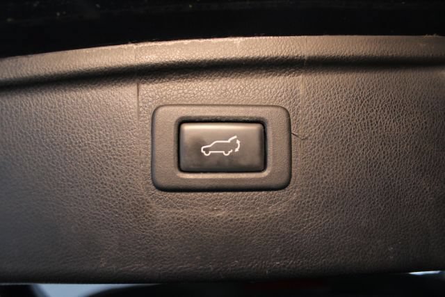 Used 2017 Subaru Outback 2.5i Limited AWD/4WD image 34