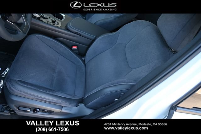 Certified 2025 Lexus RZ 300e w/ Accessory Package (Z1) FWD image 14