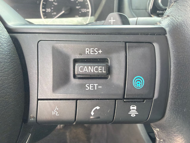 Used 2024 Nissan Rogue SV w/ SV Premium Package FWD image 27