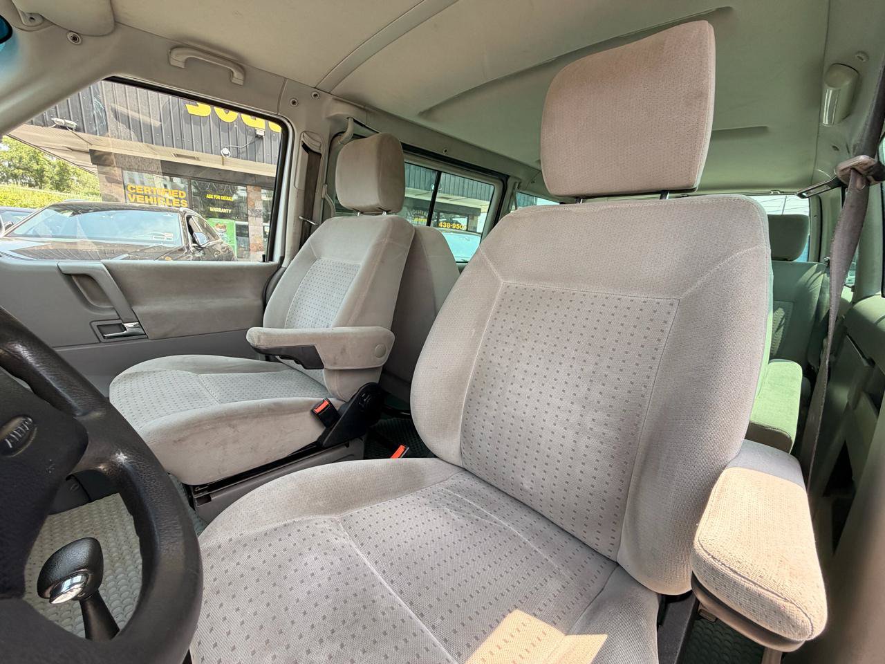 Used 2003 Volkswagen Eurovan MV FWD image 14