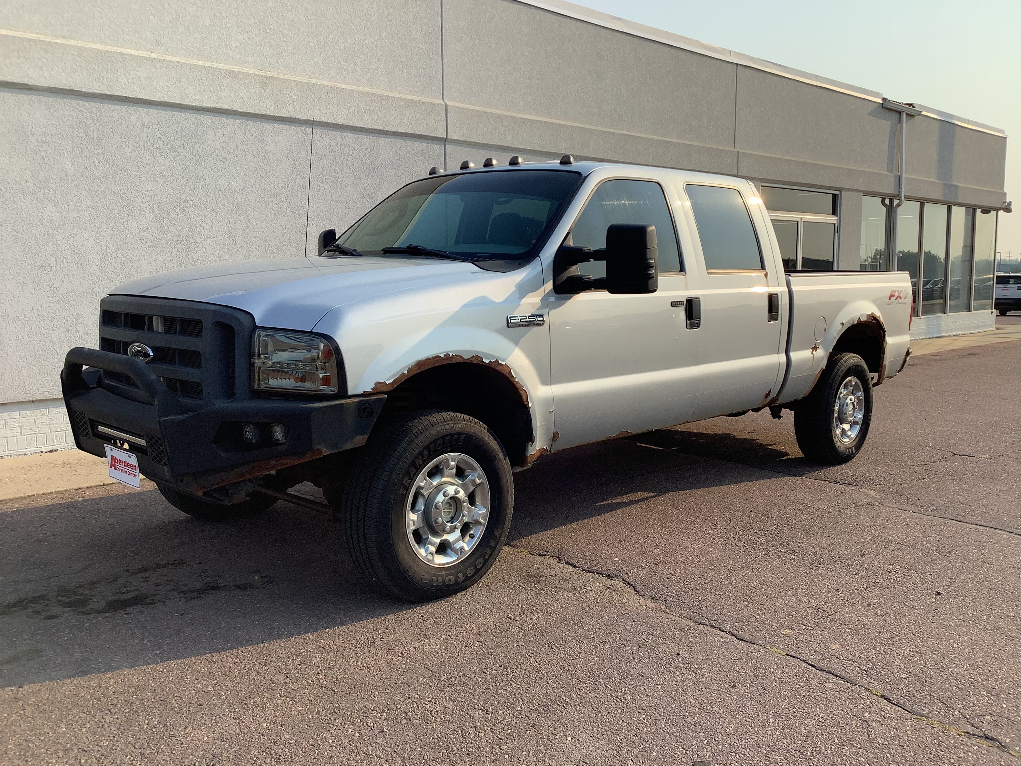 Used 2007 Ford F250 4x4 Crew Cab Super Duty image 2