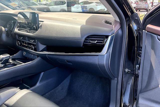 Certified 2023 Nissan Rogue SL w/ SL Premium Package AWD/4WD image 19