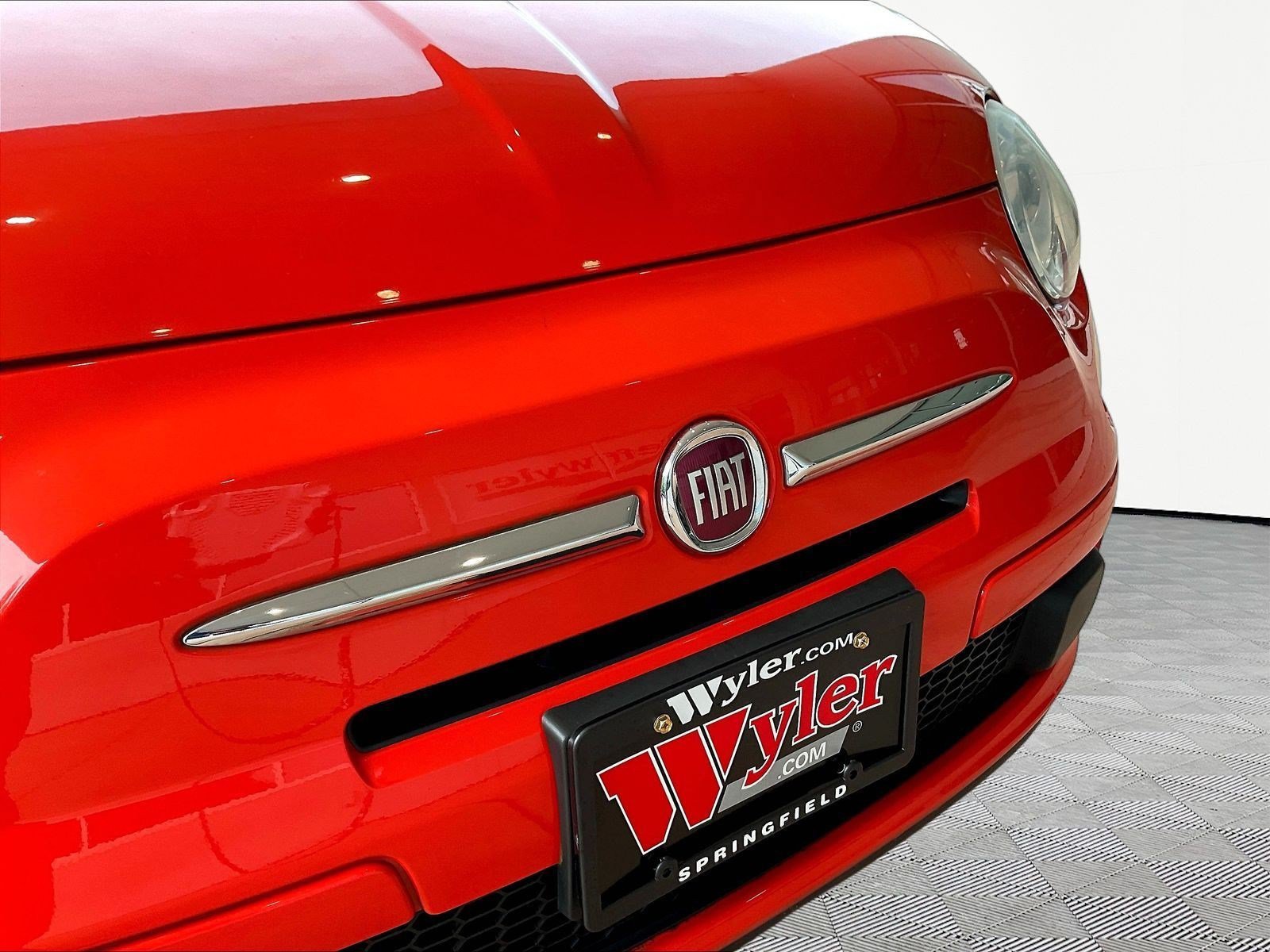 Used 2017 FIAT 500 Pop FWD image 28