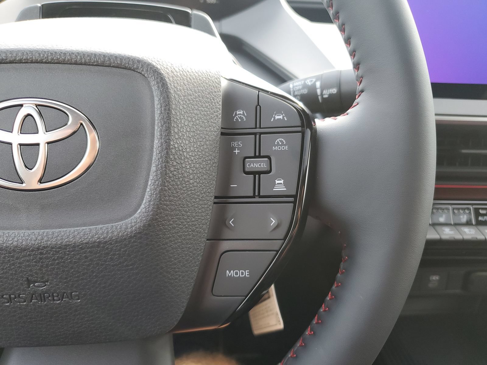 New 2026 Toyota Prius Plug-In Hybrid FWD image 22