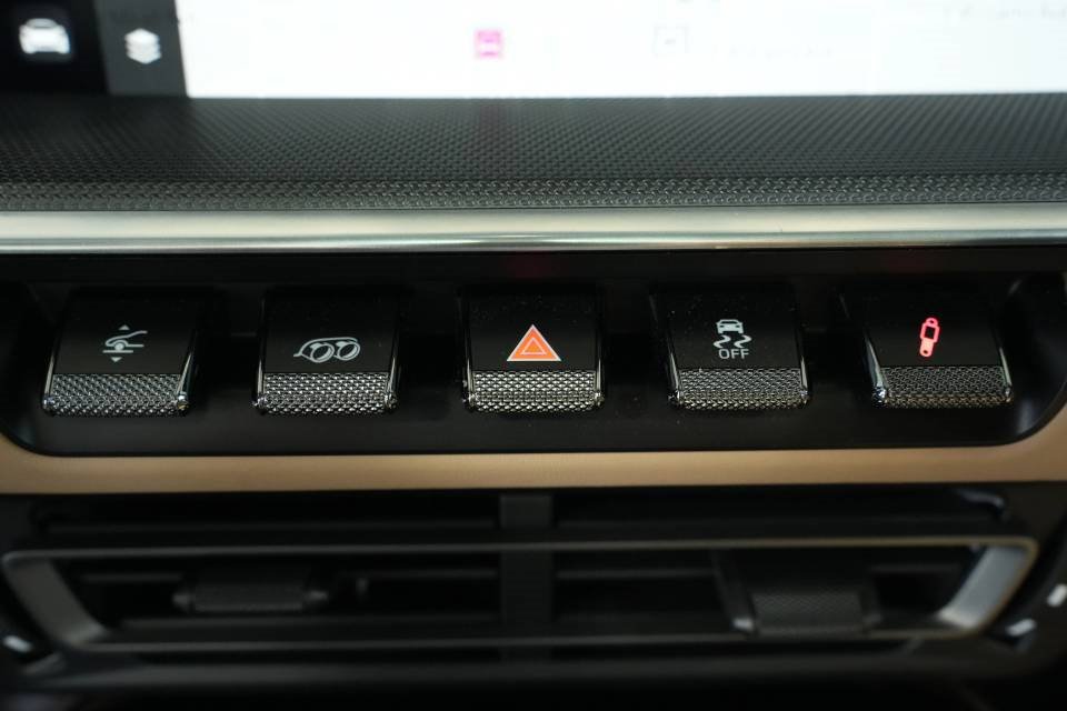 Used 2023 Porsche 911 Turbo image 21