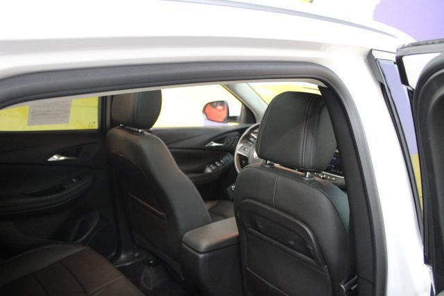 Used 2023 Buick Encore GX Essence w/ Advanced Technology Package AWD/4WD image 10