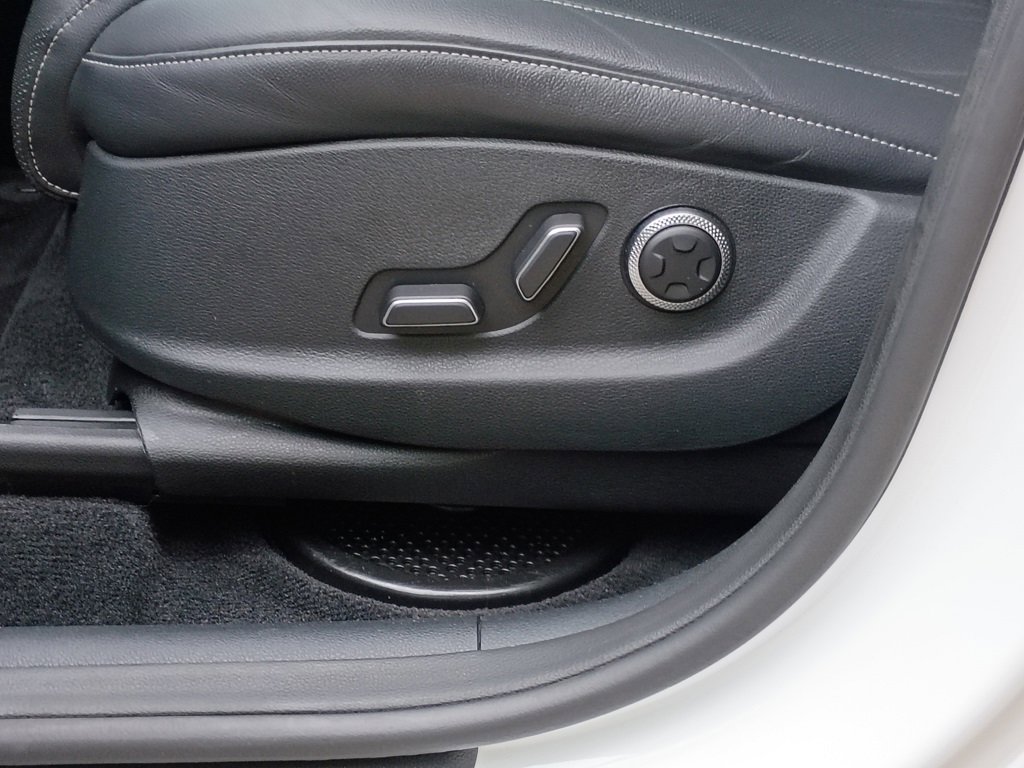 Used 2024 Genesis GV80 2.5T image 14