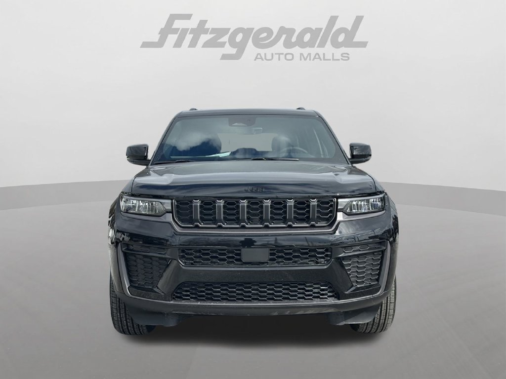 New 2026 Jeep Grand Cherokee Altitude AWD/4WD image 3