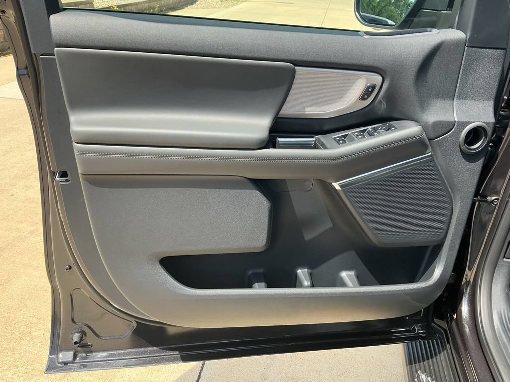 New 2026 Ford Expedition Max Active AWD/4WD image 7