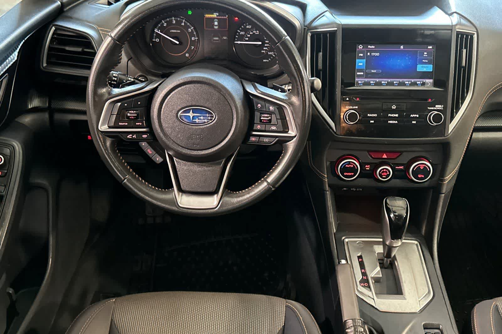 Used 2020 Subaru Crosstrek 2.0i Premium w/ Moonroof Package 2 AWD/4WD image 15