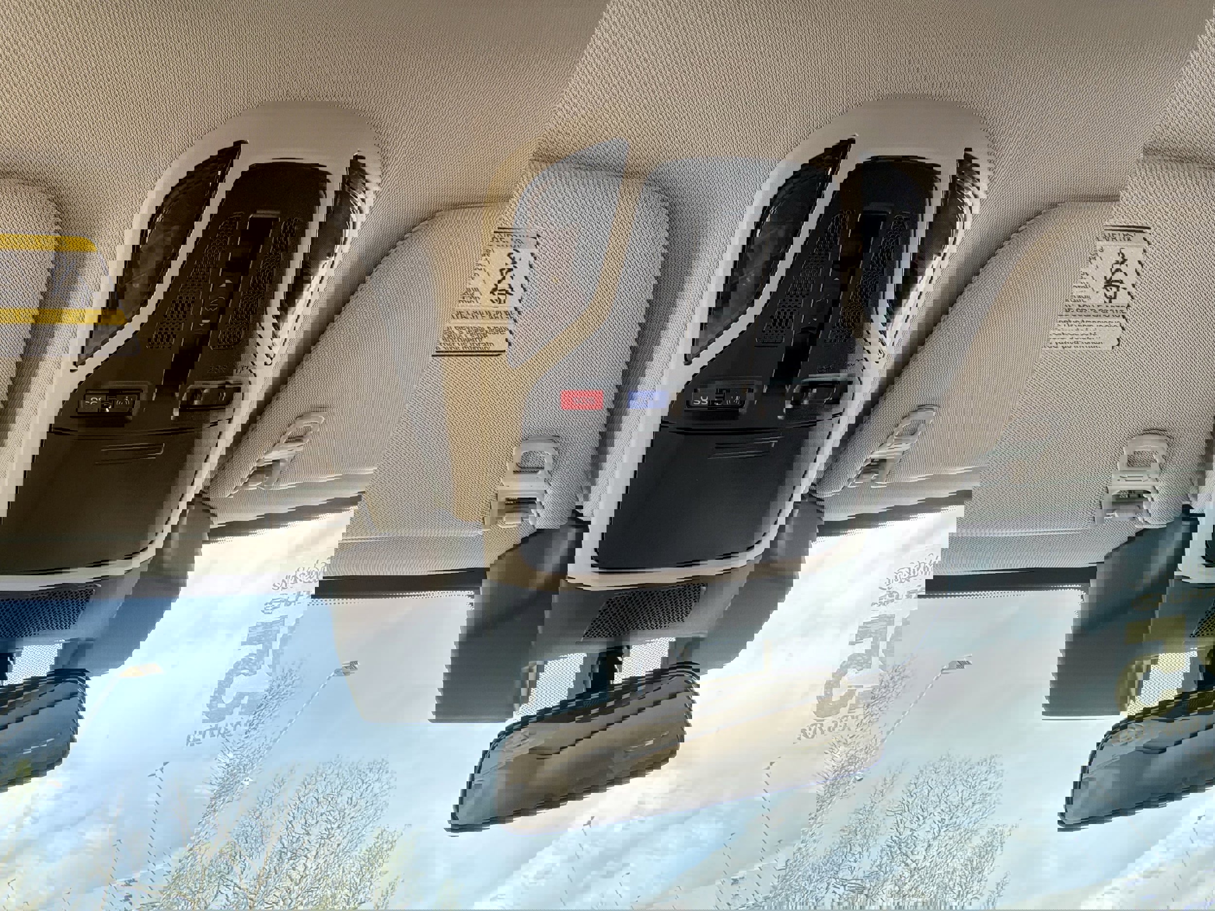 Used 2025 Subaru Outback Premium image 23